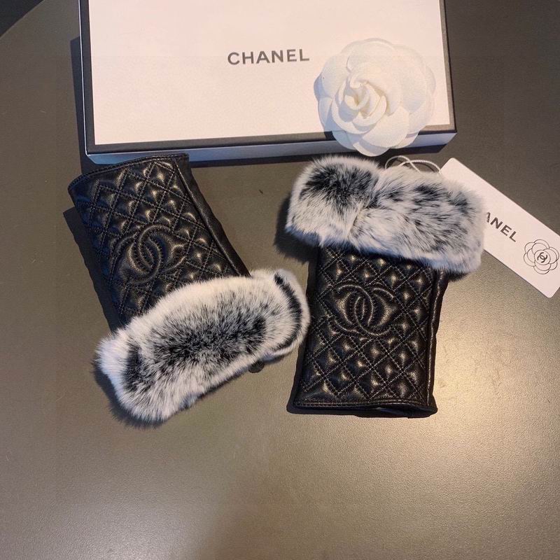 Chanel Gloves 092028